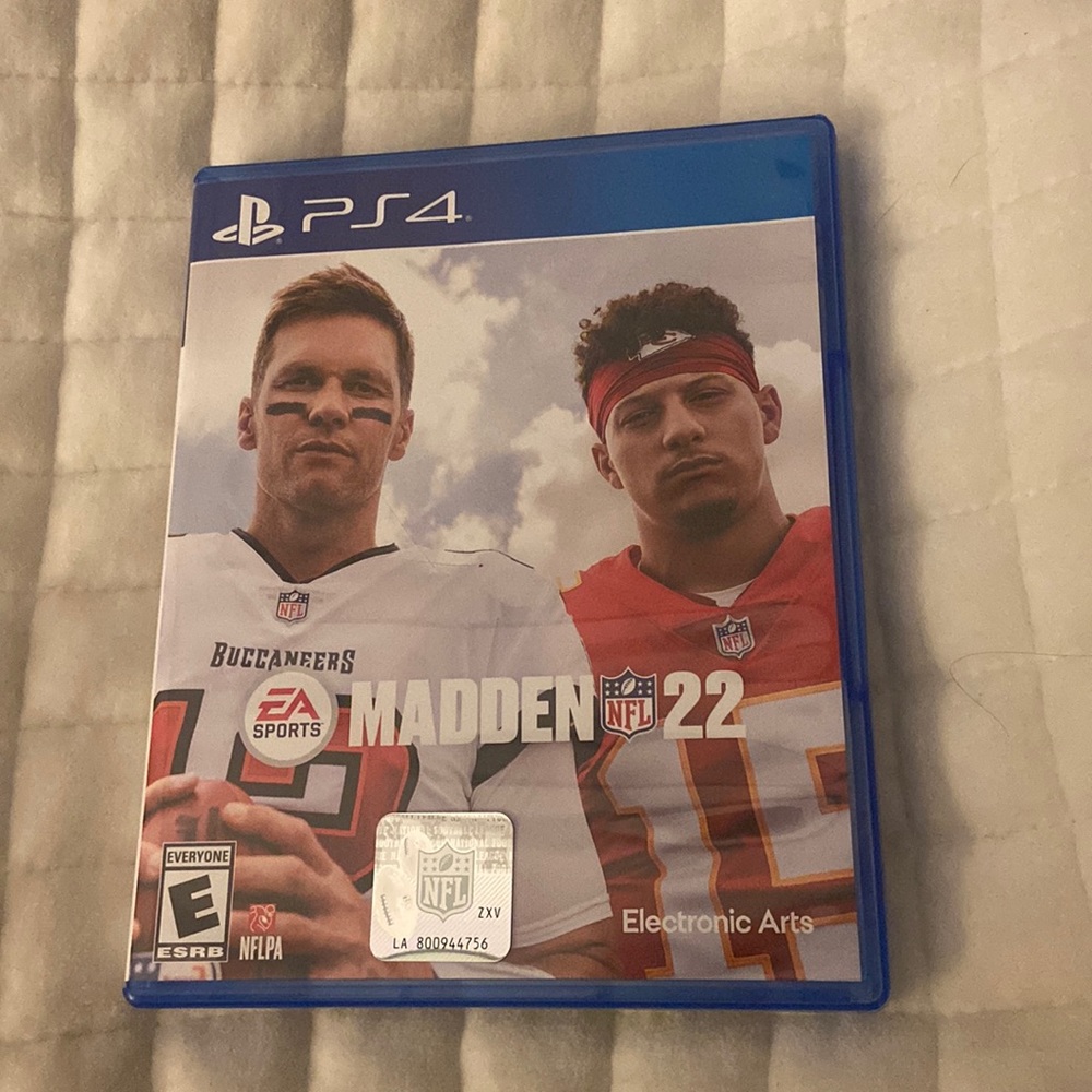 PS4 Madden NFL 22 game